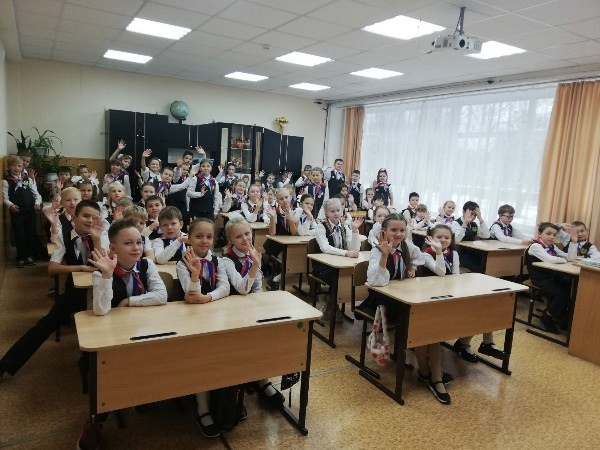 Орлята на совещании директоров школ города Кирова.