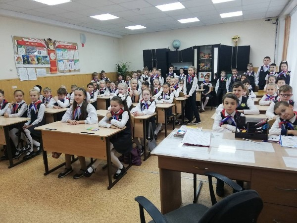 Орлята на совещании директоров школ города Кирова.